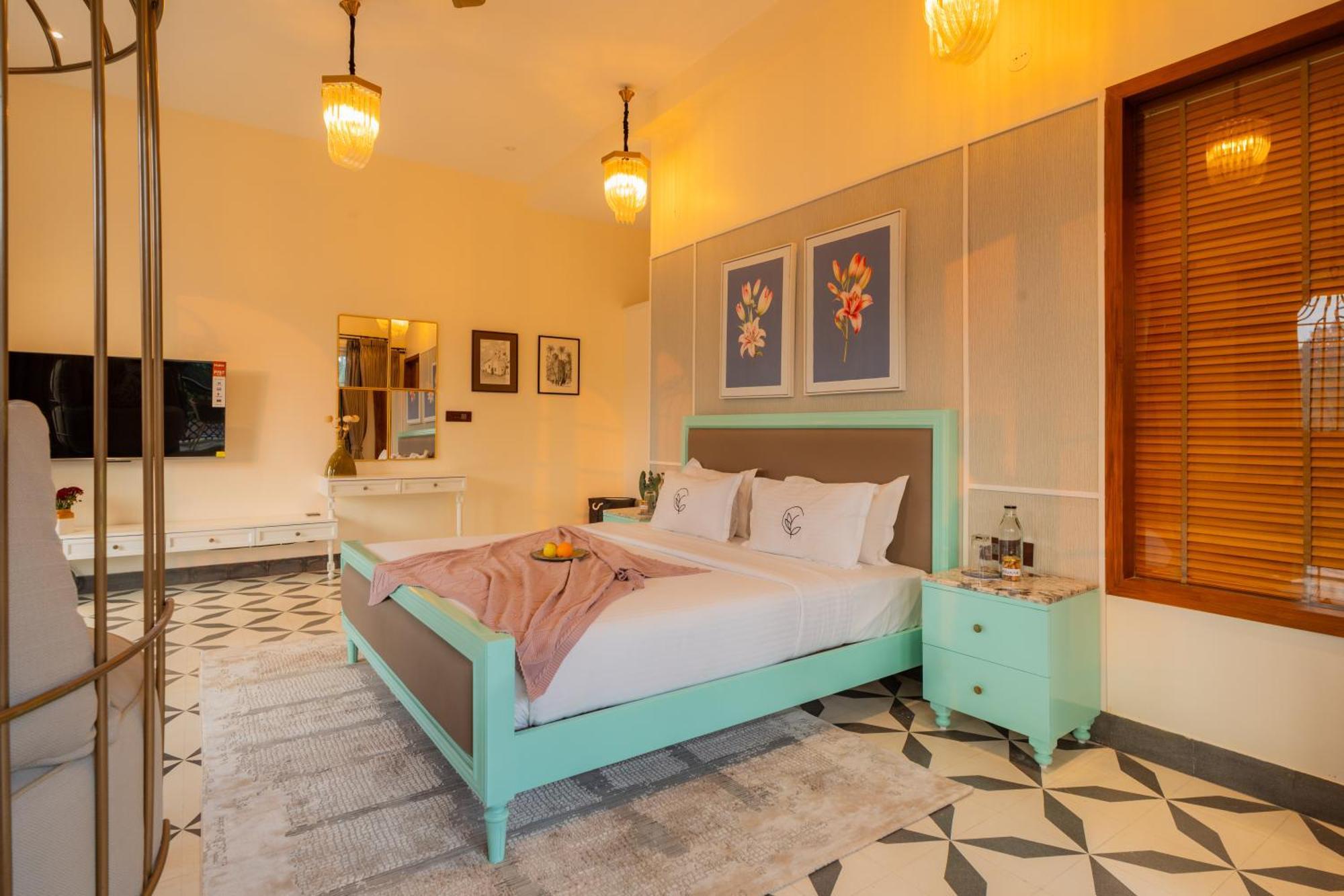 Elivaas 4 Bhk Villa With Pvt Pool & Jacuzzi-Yashgeet ชิโวลิม ภายนอก รูปภาพ